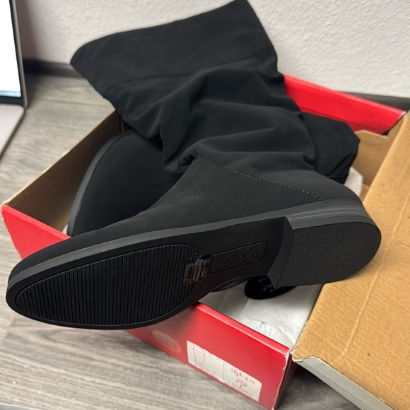 Style & Co Kelimae Scrunched Boots (WIDE CALF) - Picture 3 of 6